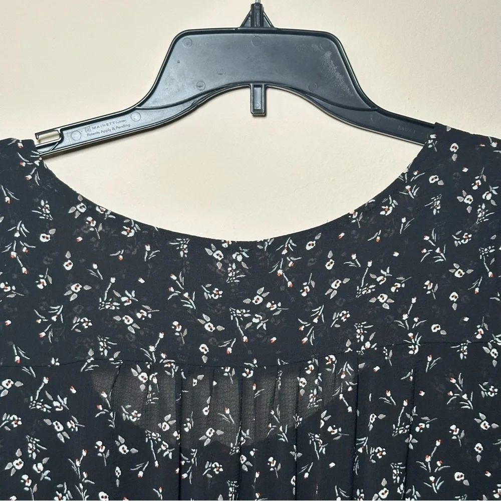 Free People Floral Black Women's Smocked Ruffled Cutout Front Tie Blouse Large